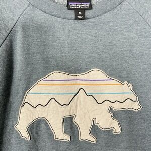 Patagonia Youth Lightweight Crew Sweatshirt Gray Kids Boys XL Bear Logo Outdoors